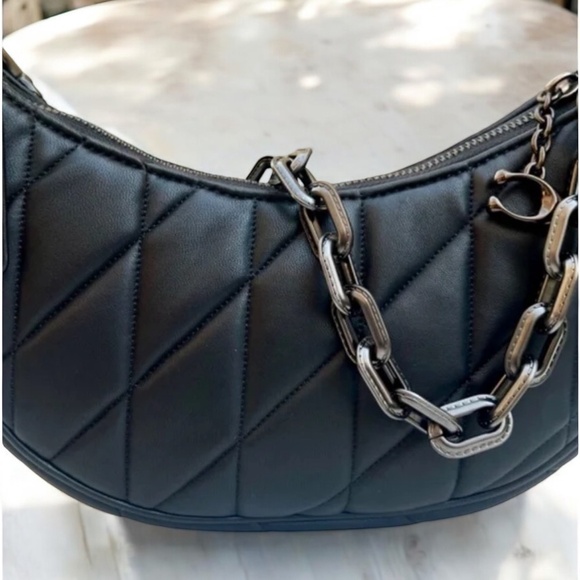 Mira Shoulder Bag With Pillow Quilting